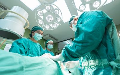 Choisir son chirurgien pour une abdominoplastie à Paris ²